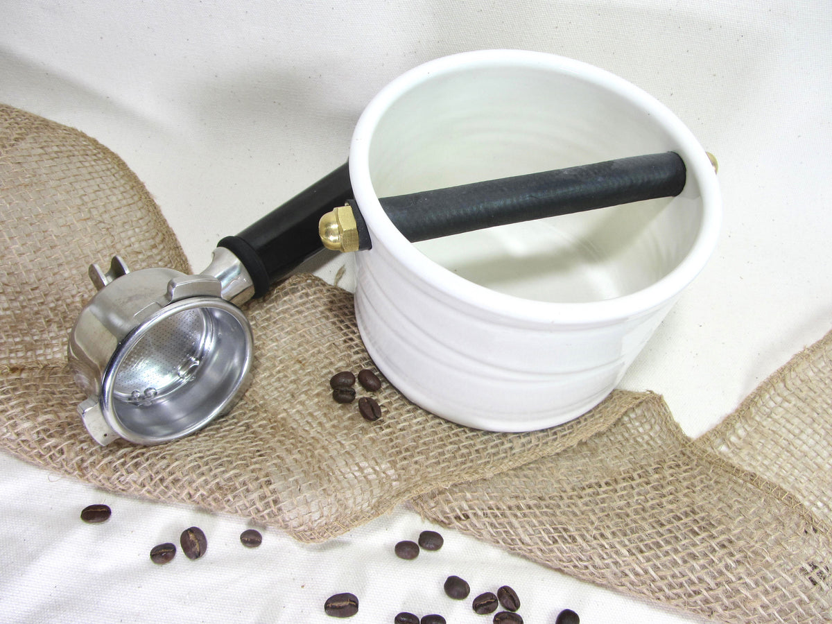 Boîte à marc de café knock box blanche – poterie weilbrenner lebeau