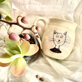Le mug chat chat chat de porcelaine tournée à la main, prêt à livrer