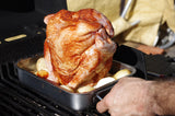La canette rôtissoire verticale en céramique pour cuire un poulet debout.BBQ Grill accessories. The ceramic BBQ Can is a vertical roasting pan. made in canada