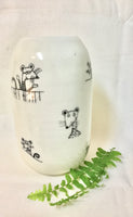 Vase en porcelaine tourné à la main avec souris ( prêt à livrer )