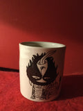 Tasse espresso avec un dessin d’une chimère,espresso cup with the drawing of a chimearia
